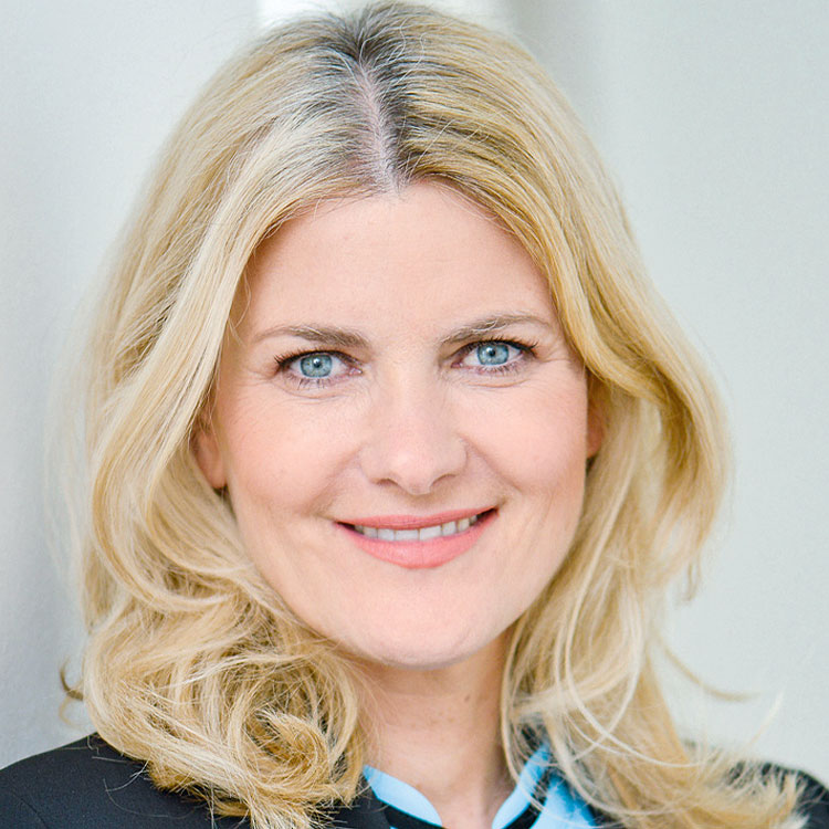 Nickel, Susanne, President of Accenture Interactive Operations, bei Accenture